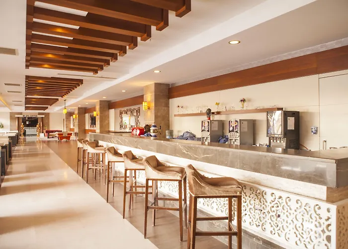 Diamond Beach Hotel & Spa Сіде